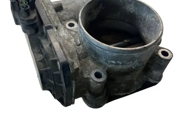 Volvo V50 Throttle valve 8677694 10F280540 041028