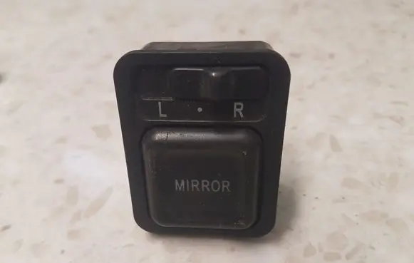 Honda CR-V Wing mirror switch S9AJ011M1 NH167L2066T