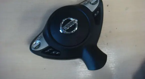 Nissan Note (E12) Steering wheel airbag