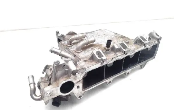 Volkswagen Tiguan Intake manifold 04L129766AQ