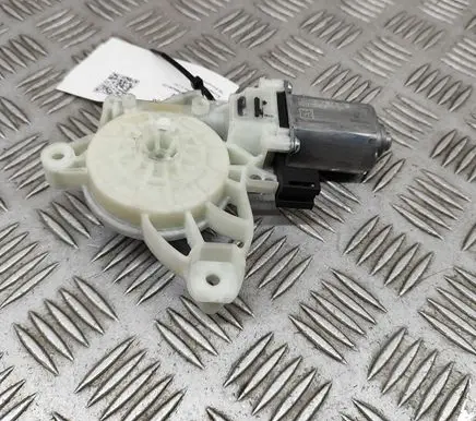 Mercedes-Benz EQB Front door window regulator motor A0009065806