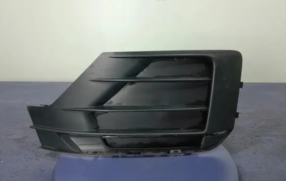 Audi Q2 - Front bumper 81A807151