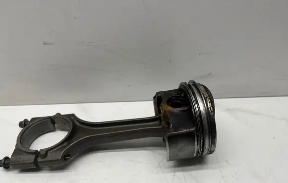 Audi A4 S4 B8 8K Piston with connecting rod