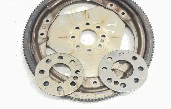 Mercedes-Benz C W203 Flywheel 6110320147