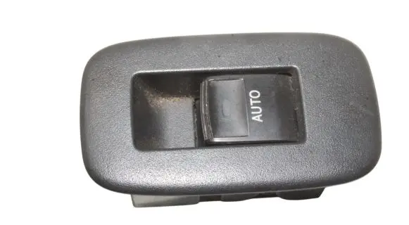 Toyota Auris 150 Electric window control switch