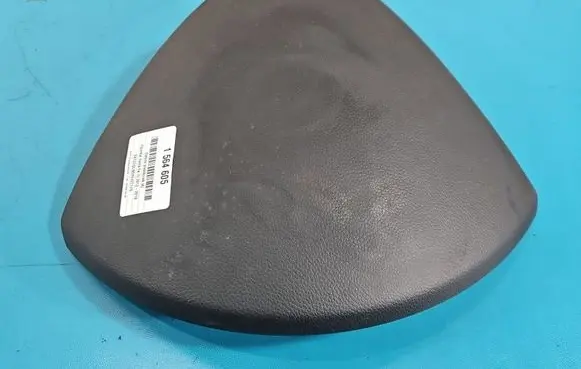 Hyundai Santa Fe Center console 848304Z000 IMPRK1564605