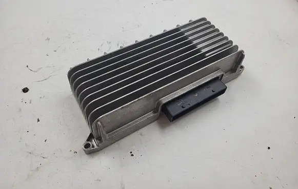 Audi A4 S4 B8 8K Sound amplifier 8T0035223 8T0035223AB 720300400201
