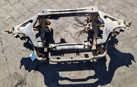 Mitsubishi Pajero Front suspension assembly kit set 