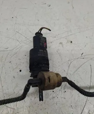 Audi A6 S6 C6 4F Windscreen/windshield washer pump 1T0955651A