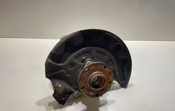 Volkswagen Golf VIII Front wheel hub 5WA407258A