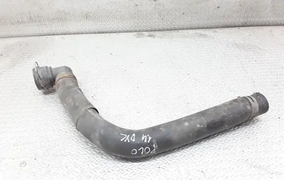 Volkswagen Polo III 6N 6N2 6NF Engine coolant pipe/hose