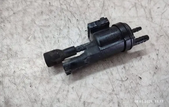 Mercedes-Benz C W204 Vacuum valve 0025407097