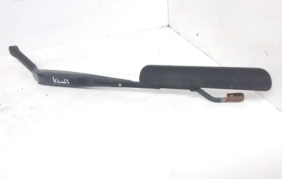 Hyundai Sonata Front wiper blade arm