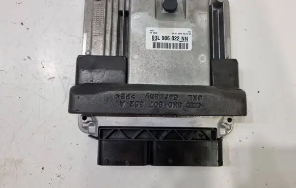 Audi A4 S4 B8 8K Engine control unit/module 03L906022NN 261120090839 48421744