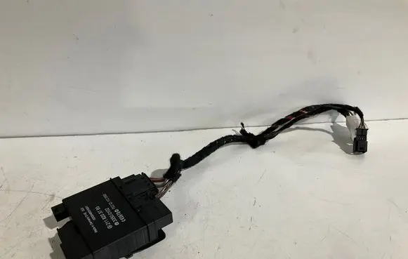 Mercedes-Benz E W211 Keyless (KESSY) go control unit/module 2118203785 33500102 00030466316001