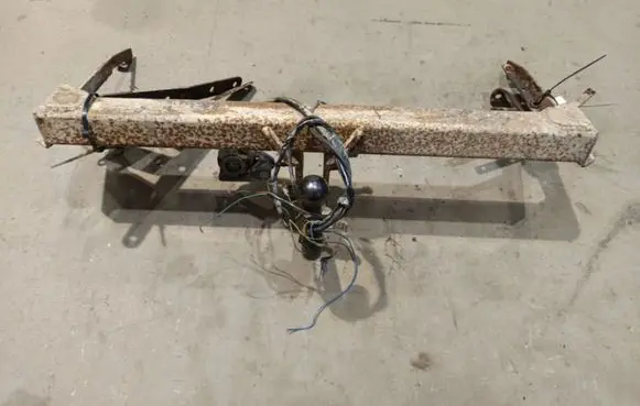 Toyota Avensis T250 Tow bar set