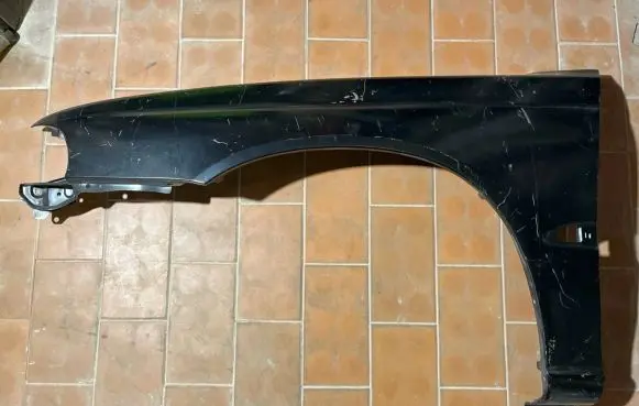 Subaru Legacy Fender SB160162 57110AC090