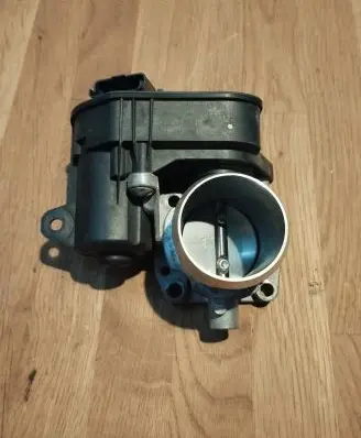 Peugeot 3008 II Throttle body valve 9801942080 017504 2763K02