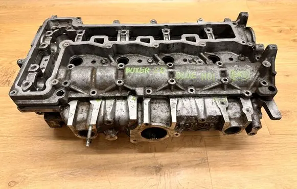 Peugeot Boxer Engine head 9807255910 9806792610F
