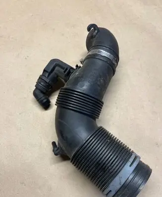 Volkswagen Polo V 6R Air intake hose/pipe 6R0129654C 446349602