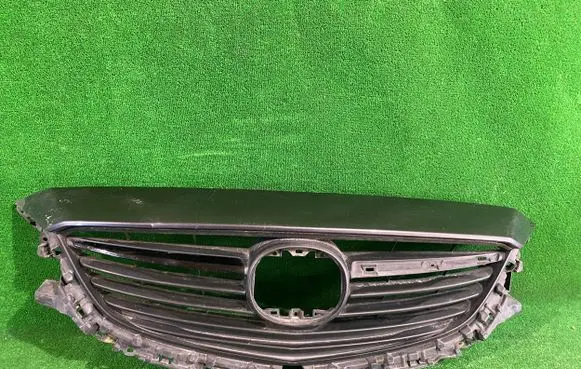 Mazda 6 Front bumper upper radiator grill GHP9-50712