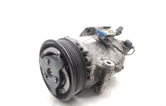 Opel Meriva A Air conditioning (A/C) compressor (pump) 13250606
