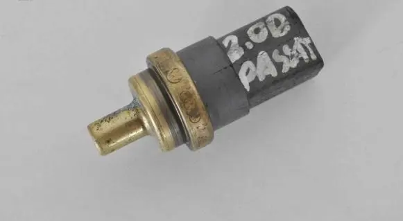 Volkswagen PASSAT B6 Oil temperature sensor 06A919501A