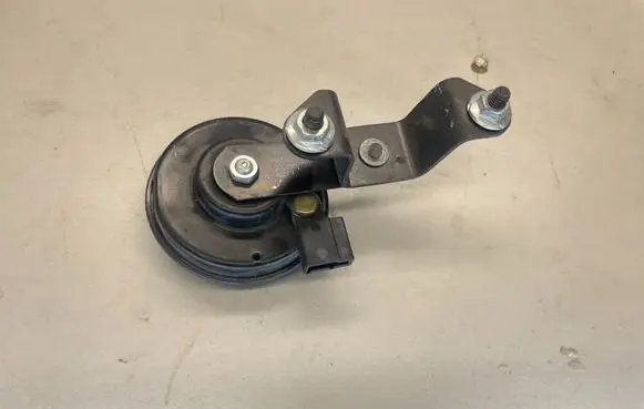 Lexus ES 300h (6th Gen) Alarm system siren 8656033050 2721003180