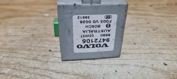 Volvo V70 Alarm control unit/module 9472105