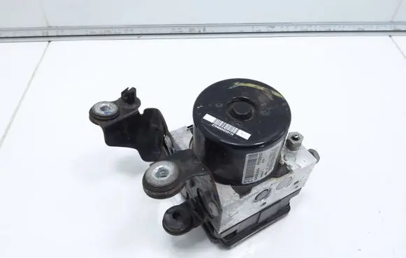 Volvo V60 ABS Pump 31329137 28526258053 10092604093