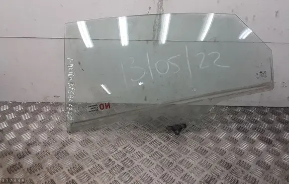 Hyundai i40 Rear door window glass 43R000382