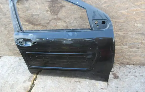 Citroen C4 Cactus Front door