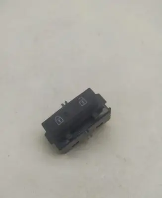 Volvo V40 Central locking switch button 31376499