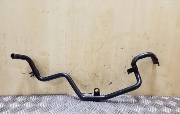 Volkswagen Touran I Engine coolant pipe/hose 03G121151