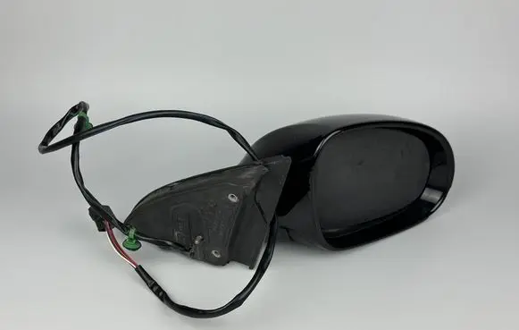 Volkswagen PASSAT B6 Front door electric wing mirror 3C0857934 E1010781