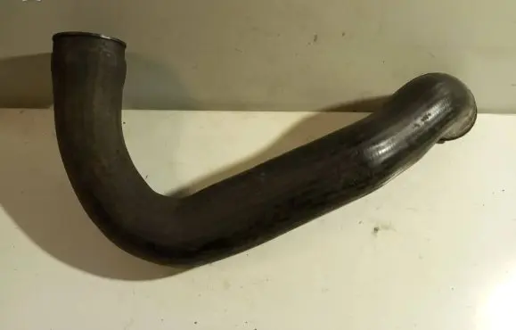 Audi A6 S6 C5 4B Intercooler hose/pipe 4B0145745A