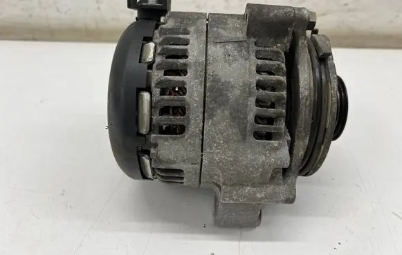 BMW 1 F20 F21 Generator/alternator 8645325