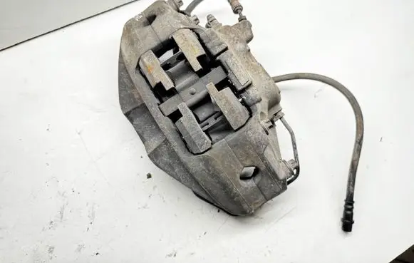 BMW 7 G11 G12 Front brake caliper 4X404434836 686178607 AISI7MG06