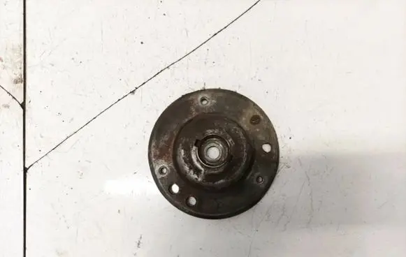Coil spring mount