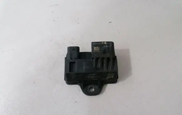 BMW X5 F15 Glow plug pre-heat relay 8519472