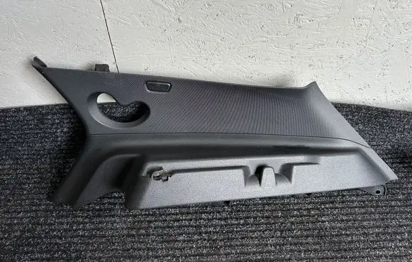 BMW X2 F39 (C) pillar trim 7426402 51437426402 20285110