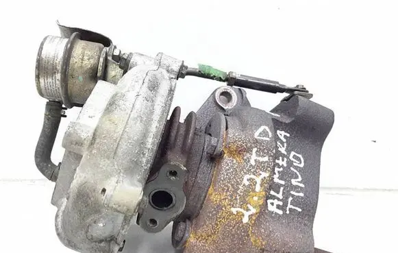 Nissan Almera Tino Turbo