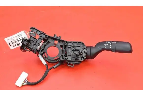 Toyota Yaris Headlight wiper switch 33600-17J783