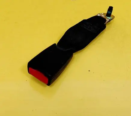 Nissan Micra Rear seatbelt buckle 