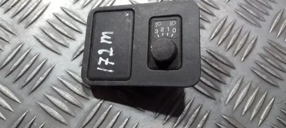 Nissan Almera N16 Headlight level height control switch 6849390j00 68493-90j00