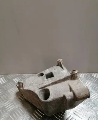 BMW 5 E39 A/C compressor mount bracket 64551432237