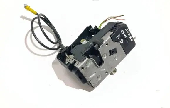 Opel Vivaro Front door lock 8200008261 91166229