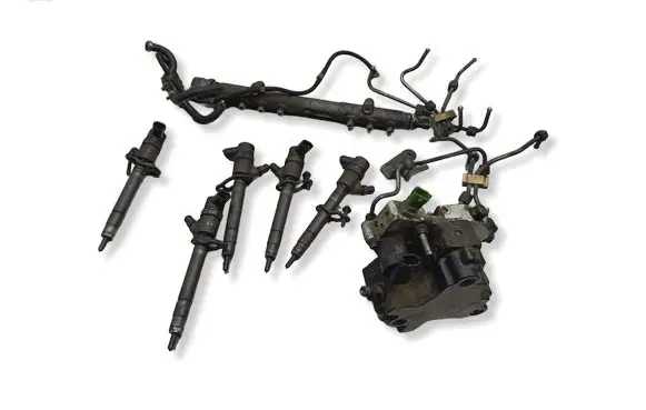 Volvo XC70 Fuel injection system set 0445010111