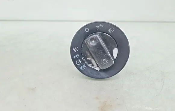 Light switch