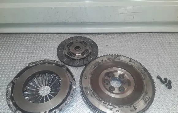 Seat Ibiza IV (6J,6P) Clutch set kit 1878006326 3082001613